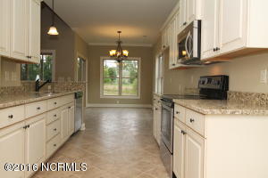 106 Dean Dr, Chocowinity, NC 27817 photo 6