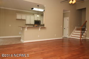 106 Dean Dr, Chocowinity, NC 27817 photo 5