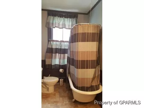 209 S Fourth St, Hookerton, NC 28538 photo 18