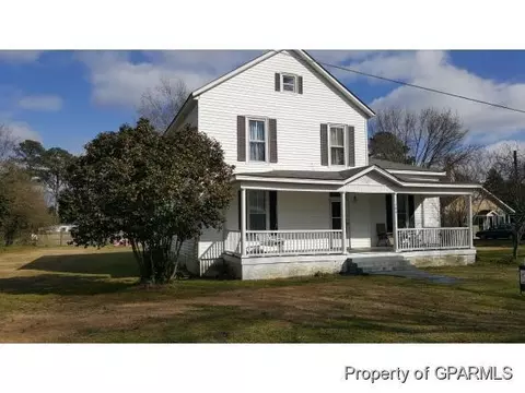 209 S Fourth St, Hookerton, NC 28538 photo 2