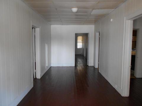 802 E Gordon St, Kinston, NC 28501 photo 3