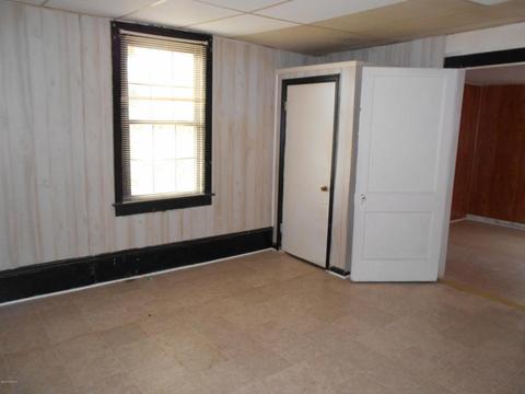 802 E Gordon St, Kinston, NC 28501 photo 11