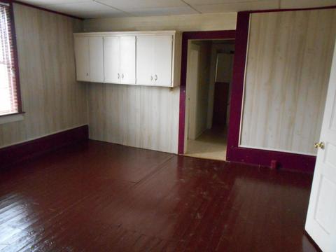 802 E Gordon St, Kinston, NC 28501 photo 8