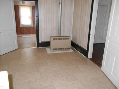 802 E Gordon St, Kinston, NC 28501 photo 10