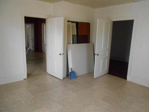 802 E Gordon St, Kinston, NC 28501 photo 17