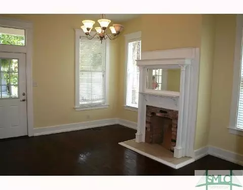 417 E Duffy St, Savannah, GA 31401 photo 2