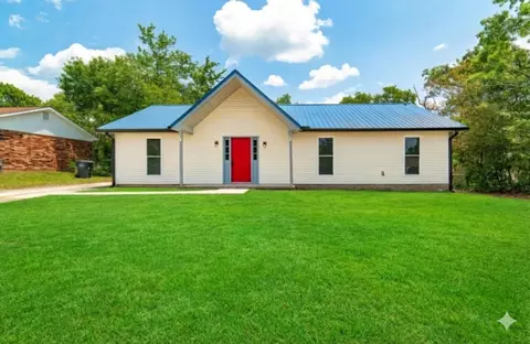 4124 Country Ln, Hephzibah, GA 30815
