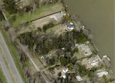 37 Sand Bar Ferry Rd, Augusta, GA 30901