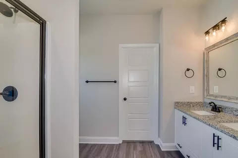 Bath - 4061 Cottingham Way, Augusta, GA 30909 photo 4 of 4