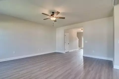 Living - 4061 Cottingham Way, Augusta, GA 30909 photo 3 of 4