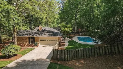 9 Whitemarsh Dr, Aiken, SC 29803