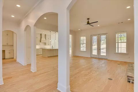 Living - 971 Bartram Rdg, Evans, GA 30809 photo 2 of 7