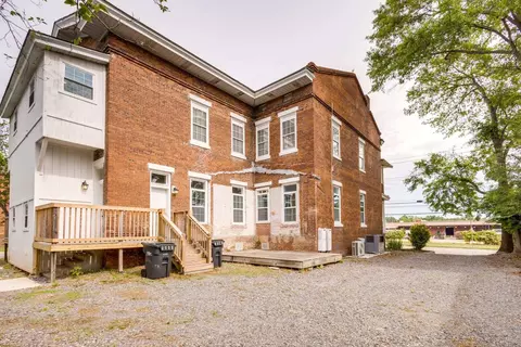 Exterior - 1642 Broad St, Augusta, GA 30904 photo 2 of 5
