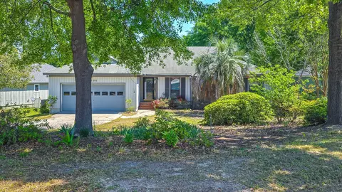 206 W Amelia Dr, Martinez, GA 30907