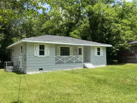 349 Palmer, Millen, GA 30442