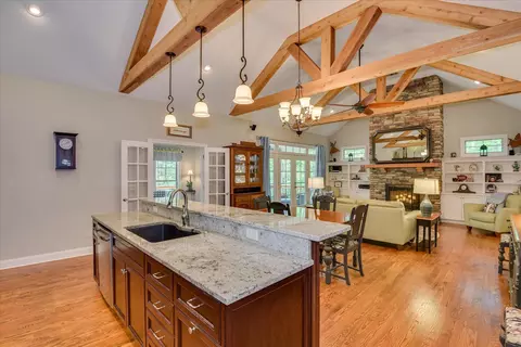 Kitchen - 203 Jacque Cir, Mccormick, SC 29835 photo 3 of 5