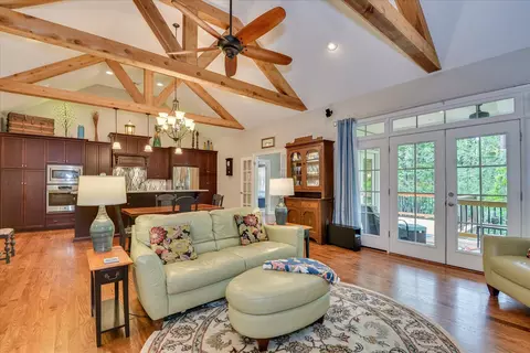 Living - 203 Jacque Cir, Mccormick, SC 29835 photo 5 of 5
