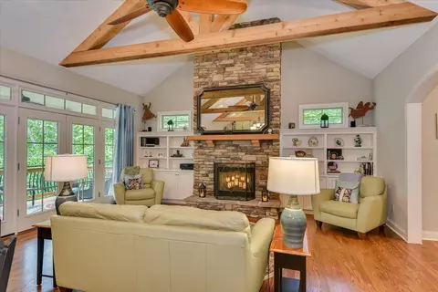 Living - 203 Jacque Cir, Mccormick, SC 29835 photo 1 of 5