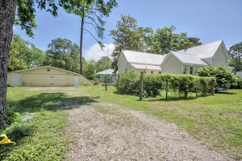 Exterior - 314 White Oak St, Thomson, GA 30824 photo 6 of 14