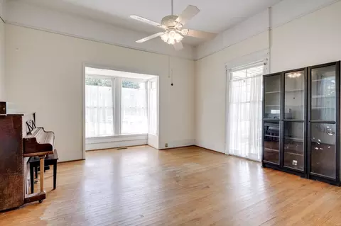 Living - 314 White Oak St, Thomson, GA 30824 photo 5 of 5