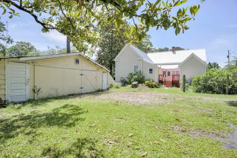 Exterior - 314 White Oak St, Thomson, GA 30824 photo 9 of 14