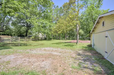 Exterior - 314 White Oak St, Thomson, GA 30824 photo 11 of 14
