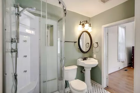 Bath - 314 White Oak St, Thomson, GA 30824 photo 1 of 3