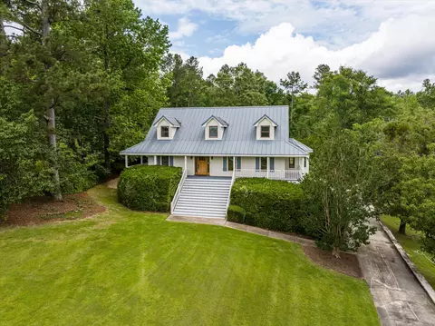 922 Windmill Ln, Evans, GA 30809