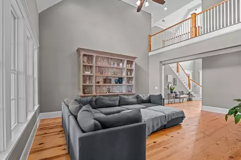 Living - 628 Emerald Xing, Evans, GA 30809 photo 2 of 3