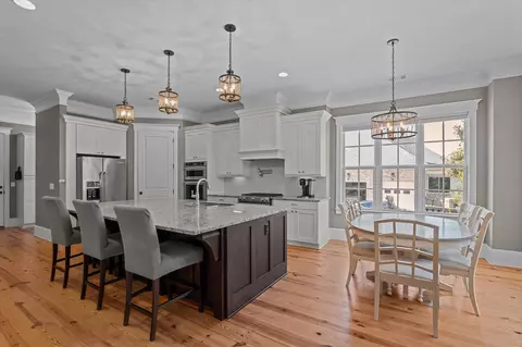 Kitchen - 628 Emerald Xing, Evans, GA 30809 photo 4 of 8