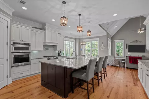 Kitchen - 628 Emerald Xing, Evans, GA 30809 photo 3 of 8
