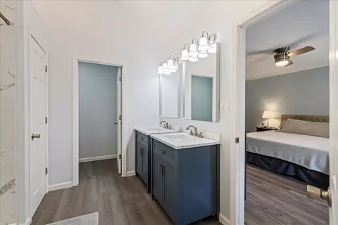 Bath - 703 Low Meadow Dr, Evans, GA 30809 photo 3 of 6