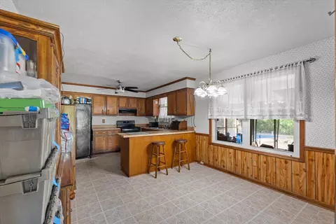 Kitchen - 464 Rachel Dr, Evans, GA 30809 photo 6 of 6