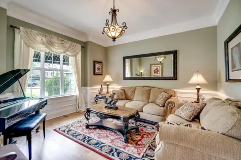 Living - 1062 Emerald Pl, Evans, GA 30809 photo 1 of 6