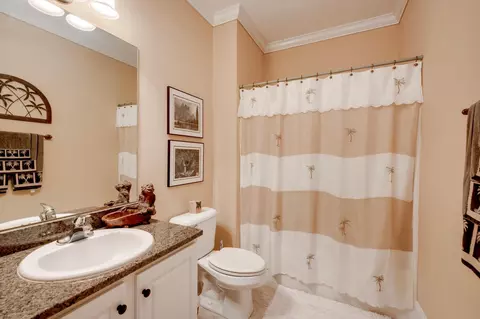 Bath - 1062 Emerald Pl, Evans, GA 30809 photo 7 of 7