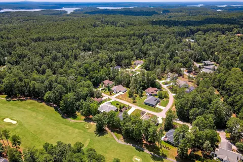View/Area - 295 Fairway Dr, Mccormick, SC 29835 photo 13 of 17
