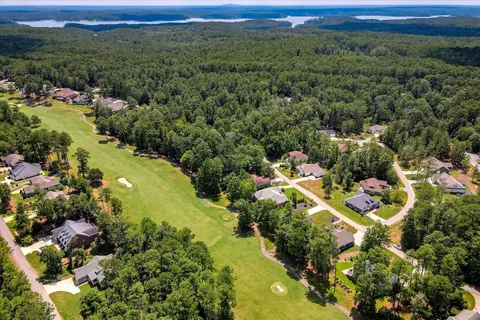 View/Area - 295 Fairway Dr, Mccormick, SC 29835 photo 14 of 17