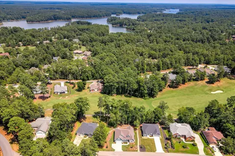 View/Area - 295 Fairway Dr, Mccormick, SC 29835 photo 3 of 17