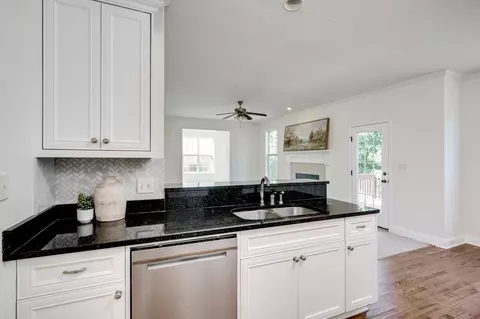 Kitchen - 1142 Hunters Cv, Evans, GA 30809 photo 2 of 4