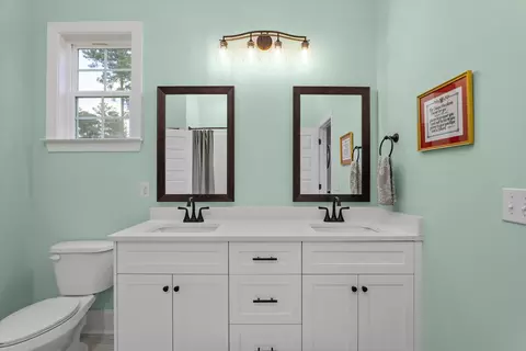 Bath - 2110 Shell Point Ct, Harlem, GA 30814 photo 3 of 5