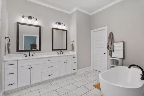 Bath - 2110 Shell Point Ct, Harlem, GA 30814 photo 2 of 5