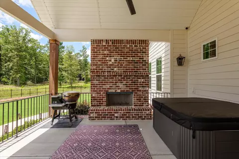 Exterior - 2110 Shell Point Ct, Harlem, GA 30814 photo 5 of 7