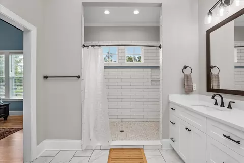 Bath - 2110 Shell Point Ct, Harlem, GA 30814 photo 1 of 5