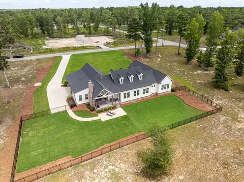Exterior - 2110 Shell Point Ct, Harlem, GA 30814 photo 2 of 7