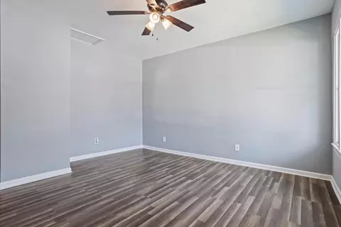 Living - 1150 Roselle St, Augusta, GA 30901 photo 2 of 3