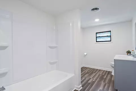 Bath - 1150 Roselle St, Augusta, GA 30901 photo 1 of 5