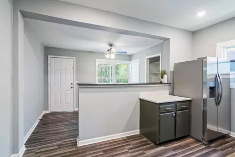 Entry Way - 1150 Roselle St, Augusta, GA 30901 photo 2 of 4