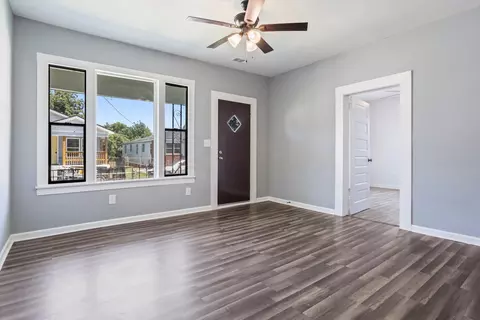 Living - 1150 Roselle St, Augusta, GA 30901 photo 1 of 3