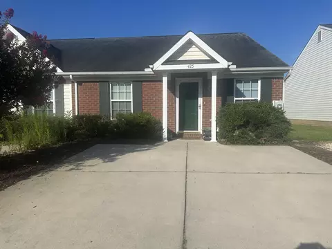425 Flowing Creek Dr, Evans, GA 30809