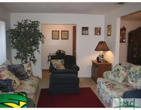424 Durden Dr, Pooler, GA 31322 photo 3